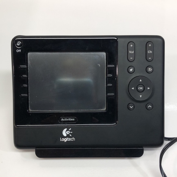 Logitech Harmony 1100 Touch Screen Universal Remote - Picture 14 of 17